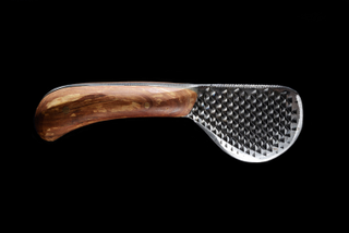 Illustration for article titled These Hand-Forged Kitchen Knives Are Works of Rural Art
